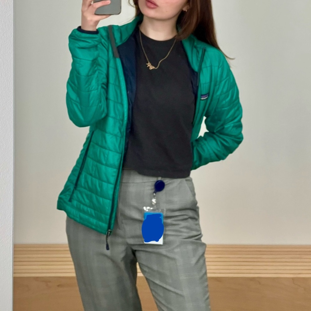 Patagonia Women's Green Puffer Jacket